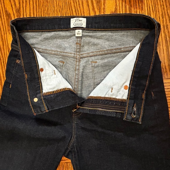 J. Crew Women's Midnight Blue Skinny Jeans - Picture 5 of 11